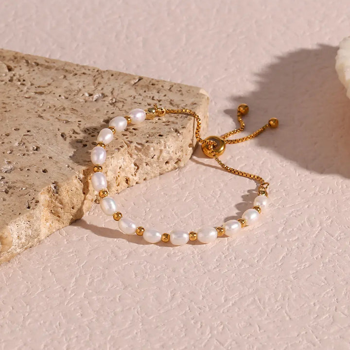 Elegante armband met parels in goud
