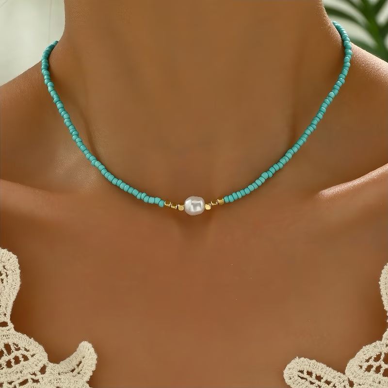 Minimalistische parelketting