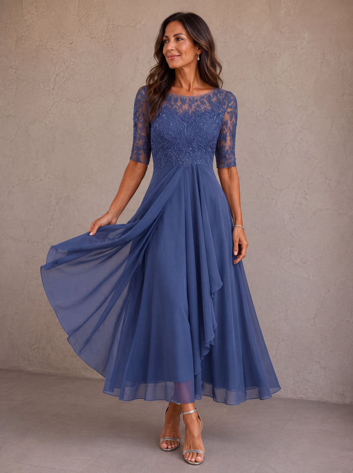 Abella | Jurk van Kant en Chiffon